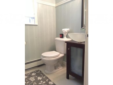 13 Cortland St, Londonderry, NH 03053 - photo 6