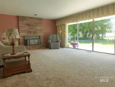 1223 E Amity Ave, Nampa, ID 83686 - photo 5