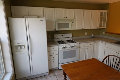 7 Maxwell Dr, Saratoga Springs, NY 12866 - photo 6