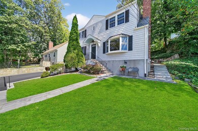 32 Custis Ave, White Plains, NY 10603 - photo 3