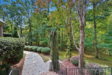 1300 Longleaf Ct, Matthews, NC 28104 - photo 3