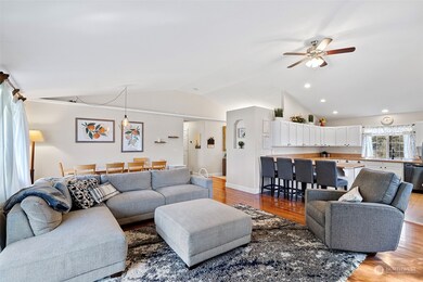 35702 94th Ave S, Mc Kenna, WA 98558 - photo 2