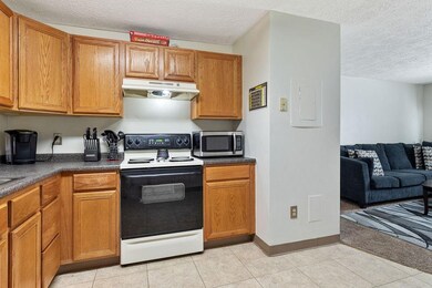 535 Calef Rd unit 2, Manchester, NH 03103 - photo 6