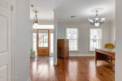 9-web-or-mls-405 Kilbourne Cir-9