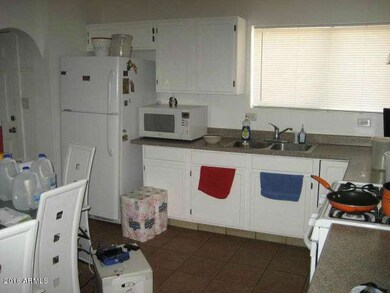fillm kitchen 2