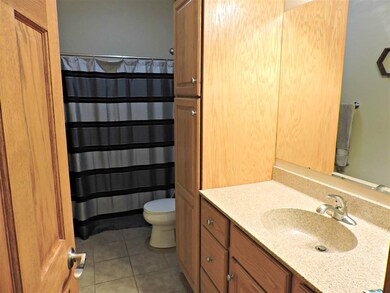 5018 Millenium Dr, Cedar Falls, IA 50613 - photo 4