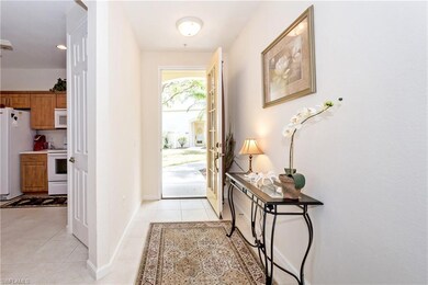 Side entry foyer