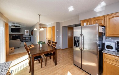 15026 Hawthorn Dr, Clive, IA 50325 - photo 7