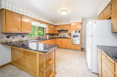 126 S Rhodes Ave, Niles, OH 44446 - photo 7