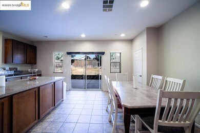 1350 Mistletoe Dr, Beaumont, CA 92223 - photo 7