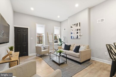 2571 Coral St, Philadelphia, PA 19125 - photo 5