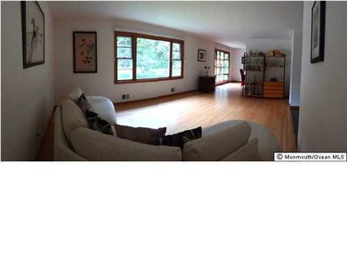 37 Ivanhoe Ln, Matawan, NJ 07747 - photo 2