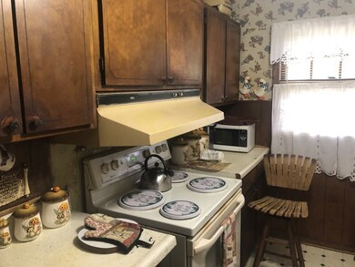 1412 Williamsburg Rd, Albany, GA 31705 - photo 2