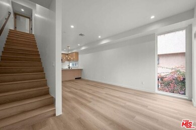 2001 Vista Del Mar St unit 4, Los Angeles, CA 90068 - photo 7