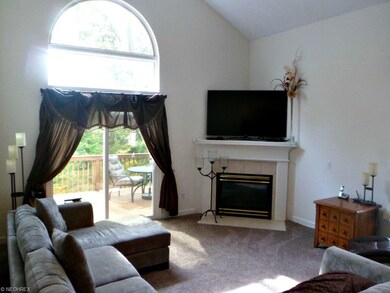 9328 Scottsdale Dr, Broadview Heights, OH 44147 - photo 4