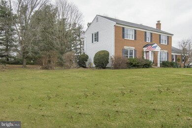 10407 Regina Ct, Clarksburg, MD 20871 - photo 5