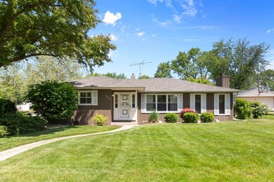 2300 Grouse Ln, Rolling Meadows, IL 60008 - photo 2