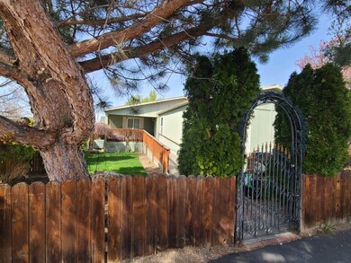 1201 SW 28th St unit 16, Redmond, OR 97756 - photo 3