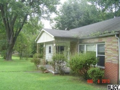 1869 W Highway 150, Lincolnton, NC 28092 - photo 2