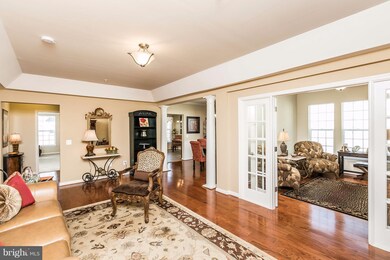 8609 Wintergreen Ct unit 307, Odenton, MD 21113 - photo 5