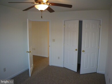 2754 Roosevelt Dr, Chambersburg, PA 17201 - photo 5