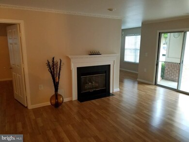 131 Timberbrook Ln unit 104, Gaithersburg, MD 20878 - photo 5