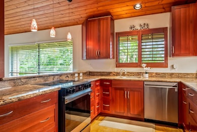 15 Kulanihakoi St unit 17E, Kihei, HI 96753 - photo 6
