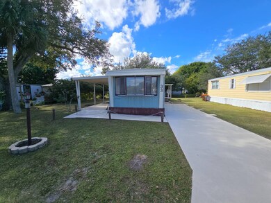555 4th St unit 33, Vero Beach, FL 32962 - photo 2