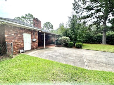 613 Partridge Dr, Albany, GA 31707 - photo 4