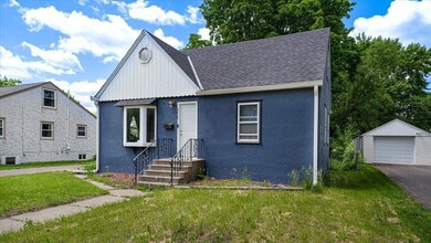 02-5415 Dupont Ave - Exteriors-2.jpg