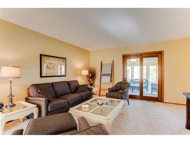 8717-Cottonwood-Ln-N-005