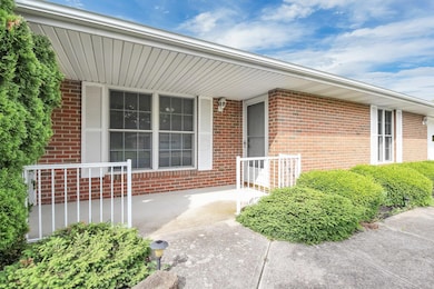 106 Kings Way