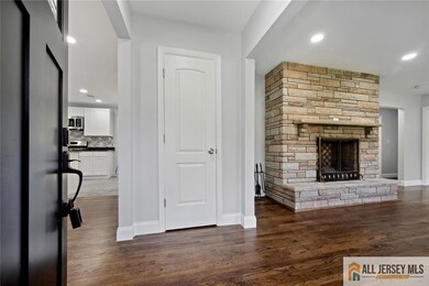 499 Foothill Rd, Bridgewater, NJ 08807 - photo 4