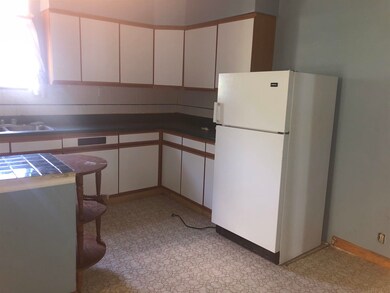 817 W 1st St, Muncie, IN 47305 - photo 4