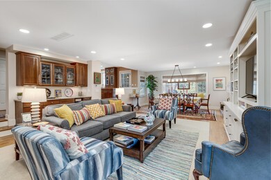 4-2215Devonshire