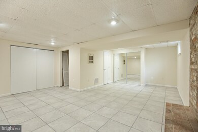 13201 Chalfont Ave, Fort Washington, MD 20744 - photo 4