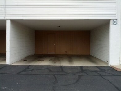 Garage Port