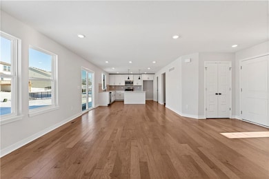 18852 Mahaffie St, Spring Hill, KS 66083 - photo 3