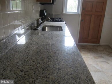 1415 Meridene Dr, Baltimore, MD 21239 - photo 5