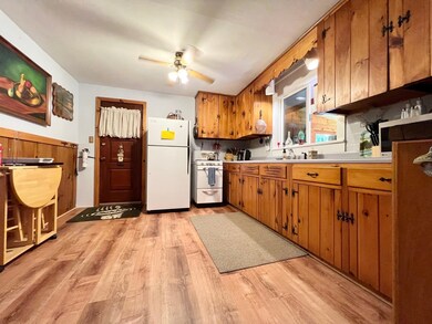 351 Hardscrabble Rd, Wardsboro, VT 05355 - photo 4