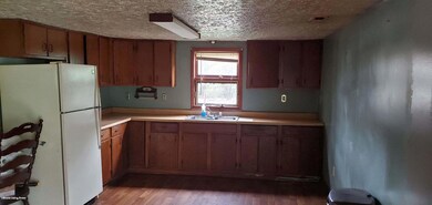 848 Church St, Lebanon Junction, KY 40150 - photo 4