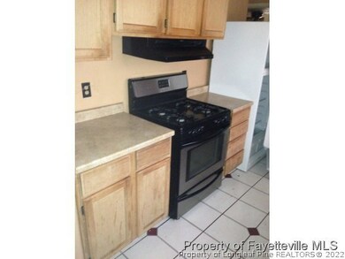 4317 Belford Rd, Fayetteville, NC 28314 - photo 4