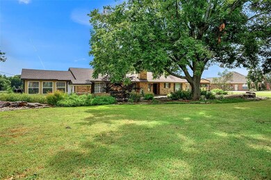 124 W Fox Creek Ln, Whitesboro, TX 76273 - photo 2