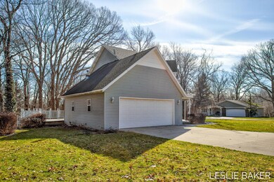 4-web-or-mls-225-beth-st
