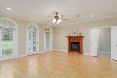 39 Melissa Loop-1