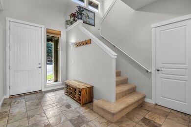 2025_04_24_10870_village_loop_rdm-6