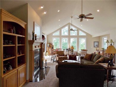 7 Mckenzie Ln, Bella Vista, AR 72715 - photo 4