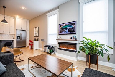 238 S College Ave, Fayetteville, AR 72701 - photo 5