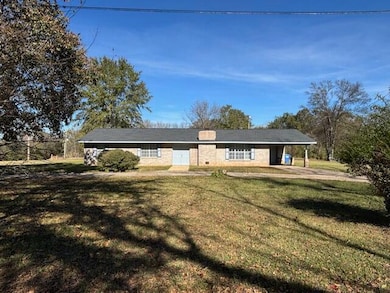 492 Floyd Loop, Shuqualak, MS 39361 - photo 2