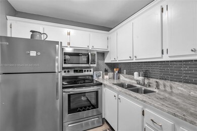 244 Durham F unit 244, Deerfield Beach, FL 33442 - photo 2